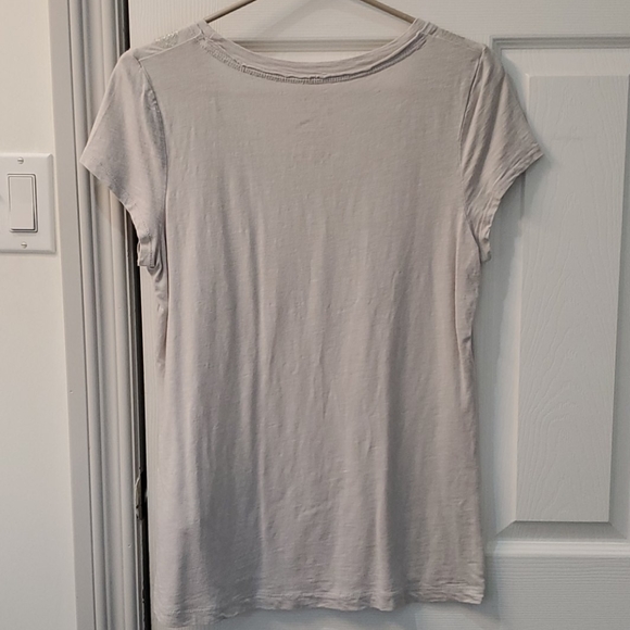 T-shirt - Picture 2 of 4